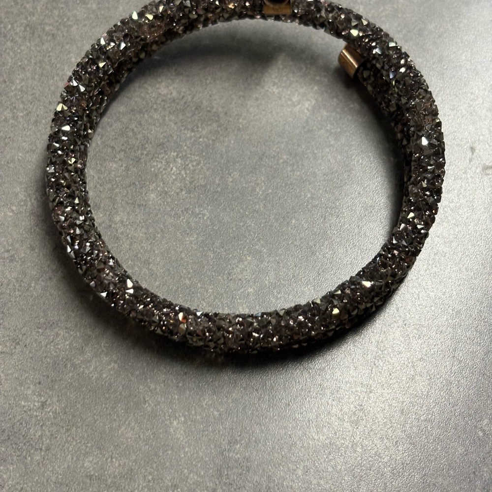 Elegant Black/Gold Swarovski Crystal Bracelet